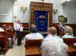 Uitleg in de Sinagoge