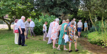 Een mooie tuin van het klooster